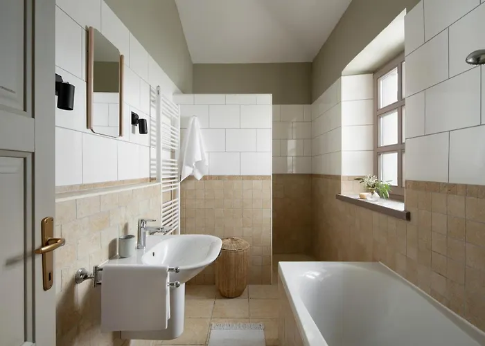 Villa Rustic Rorripa & Reichardia With A Pool *